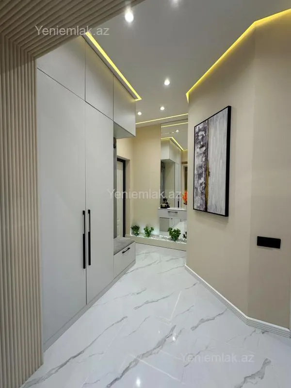 Satılır 2 otaqlı yeni tikili 56 m²