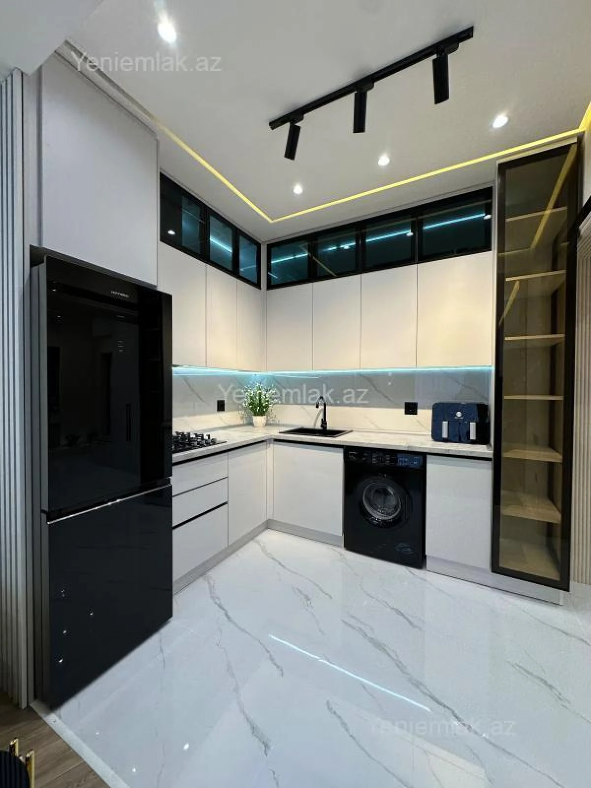 Satılır 2 otaqlı yeni tikili 56 m²