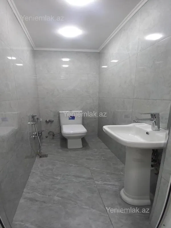 Satılır 2 otaqlı yeni tikili 67 m²