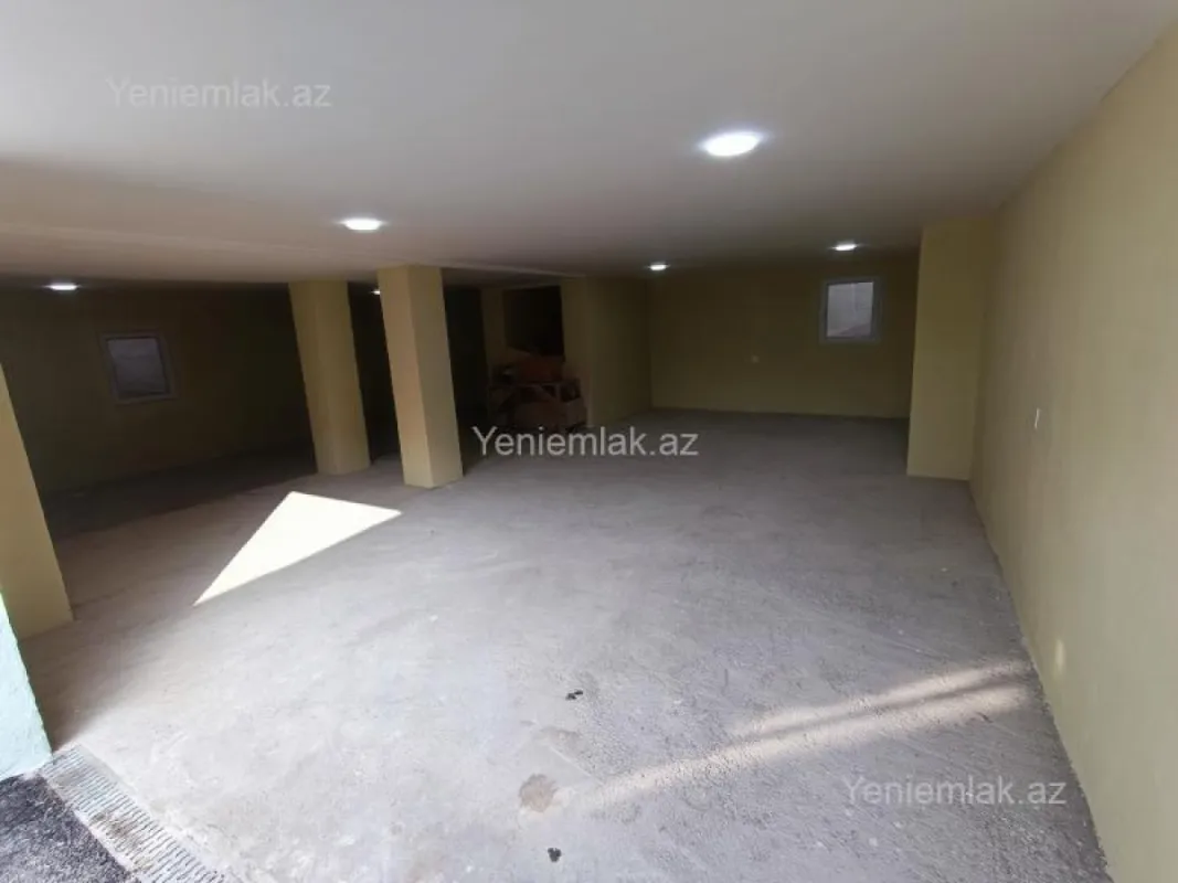 Satılır 4 otaqlı həyət evi 200 m²
