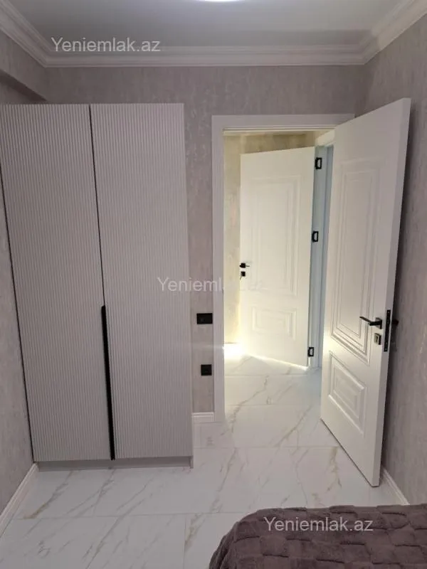 Satılır 3 otaqlı yeni tikili 120 m²