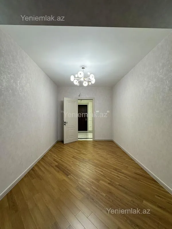 Satılır 3 otaqlı yeni tikili 127 m²