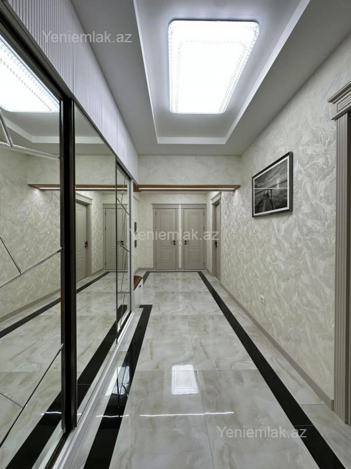 Satılır 3 otaqlı yeni tikili 127 m²