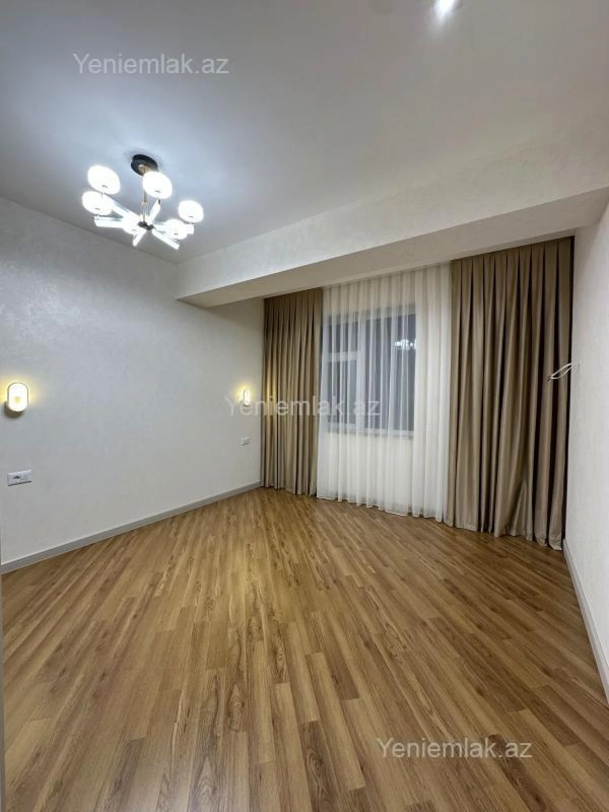 Satılır 3 otaqlı yeni tikili 127 m²