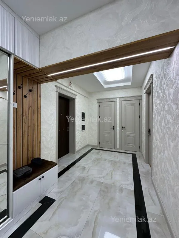 Satılır 3 otaqlı yeni tikili 127 m²