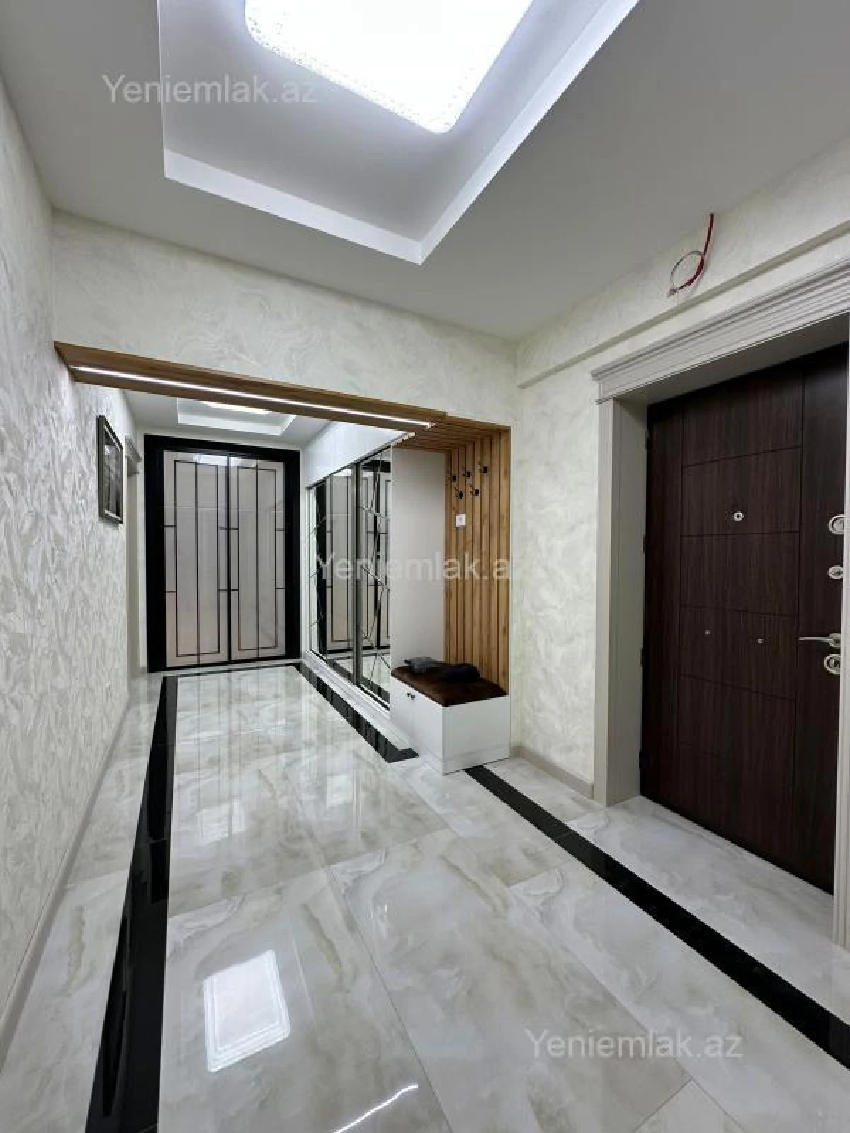 Satılır 3 otaqlı yeni tikili 127 m²