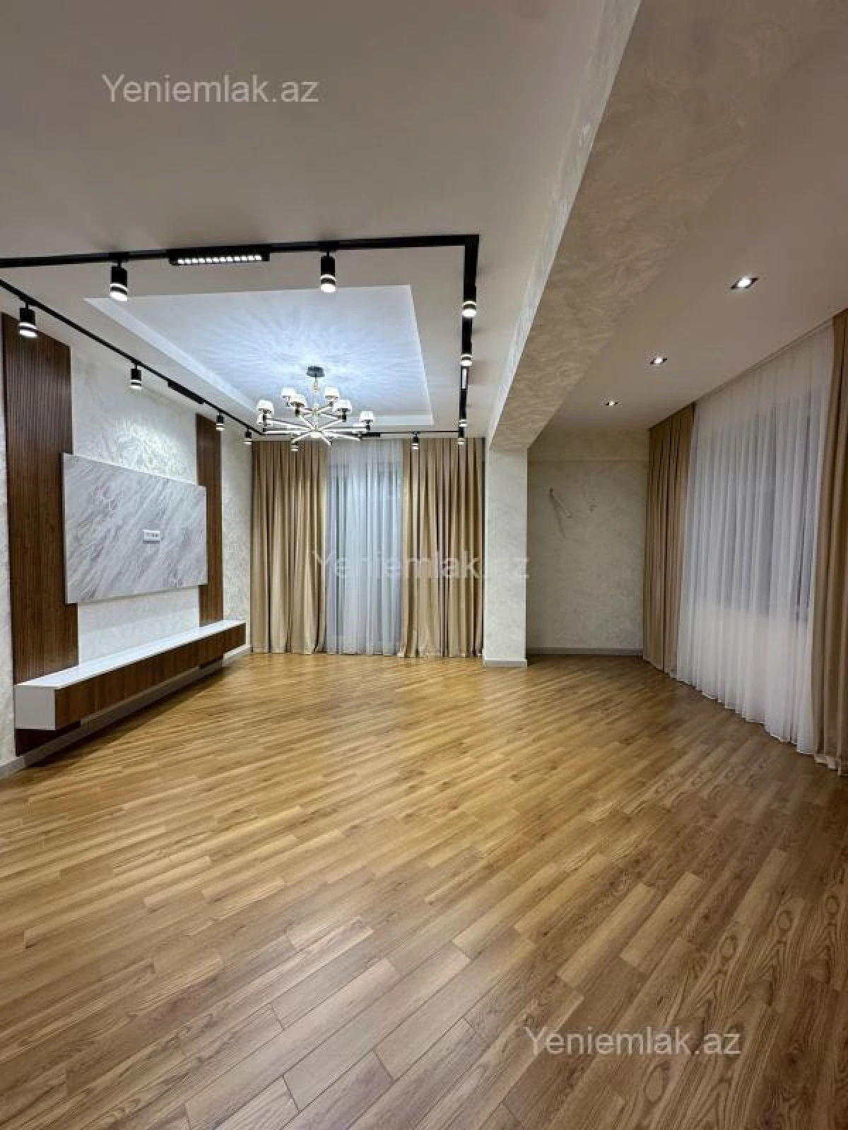 Satılır 3 otaqlı yeni tikili 127 m²