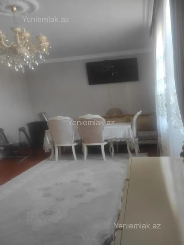 Satılır 4 otaqlı həyət evi 100 m²