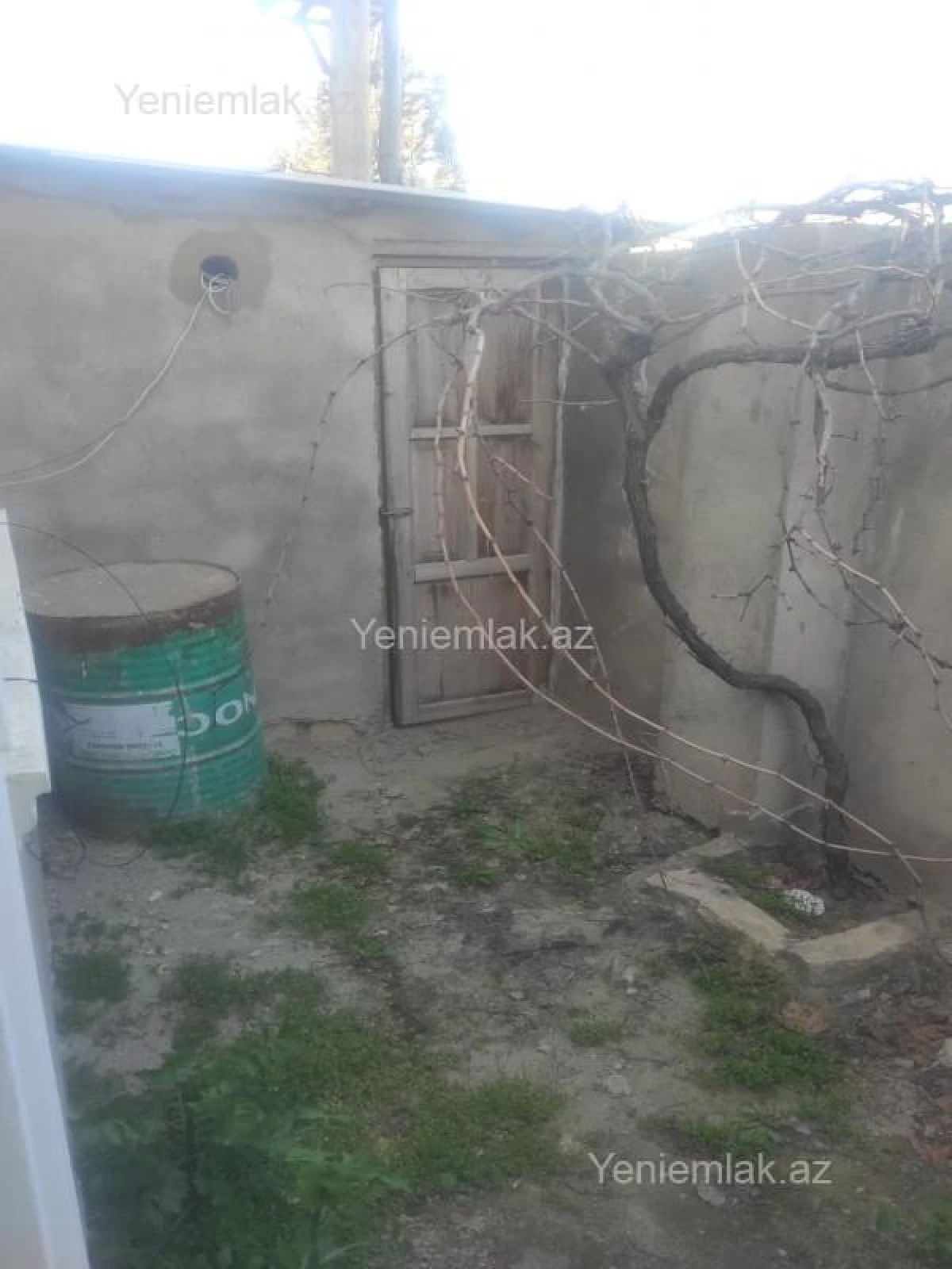 Satılır 4 otaqlı həyət evi 100 m²