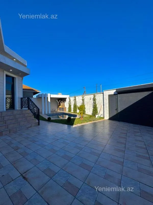 Satılır 3 otaqlı həyət evi 135 m²