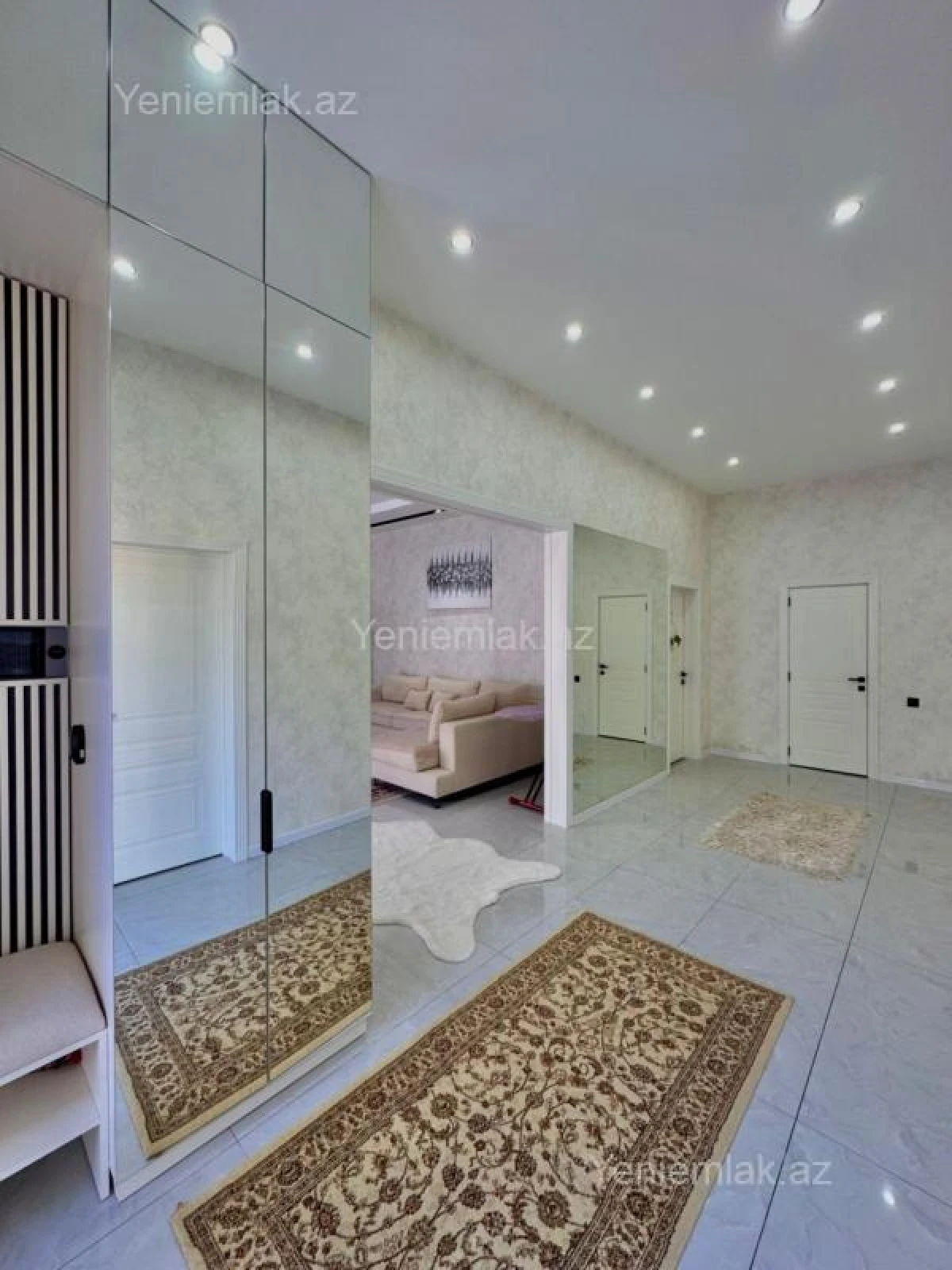 Satılır 4 otaqlı həyət evi 170 m²