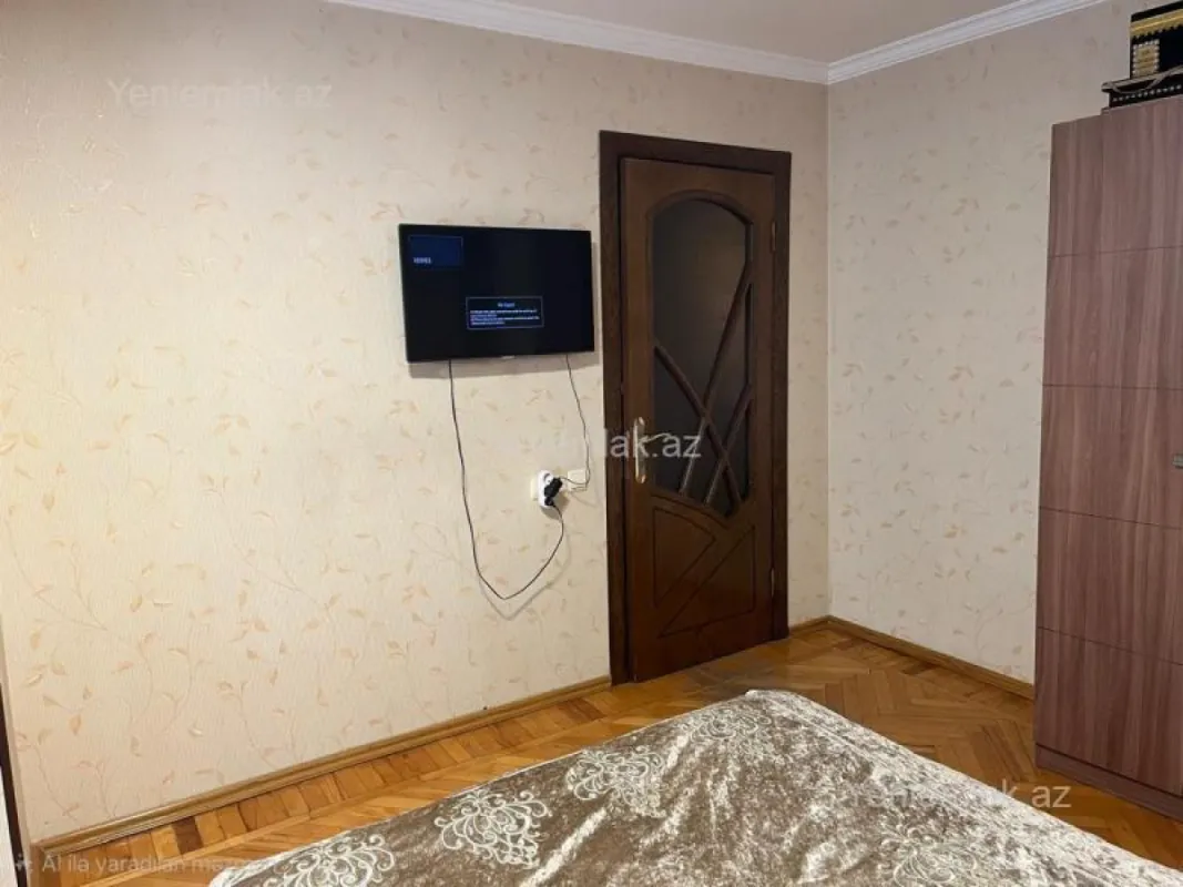 Satılır 3 otaqlı köhnə tikili 70 m²