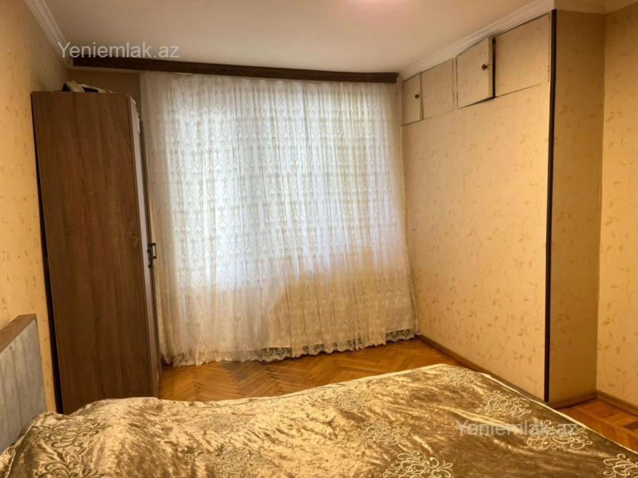 Satılır 3 otaqlı köhnə tikili 70 m²