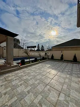 Satılır 4 otaqlı həyət evi 200 m²