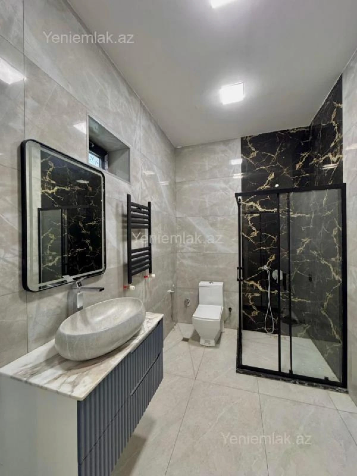 Satılır 4 otaqlı həyət evi 200 m²