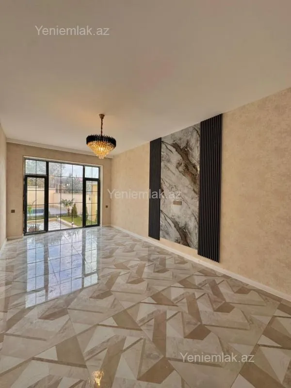 Satılır 4 otaqlı həyət evi 200 m²