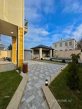 Satılır 4 otaqlı həyət evi 200 m²