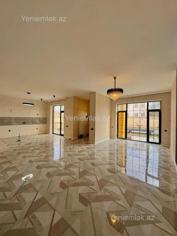 Satılır 4 otaqlı həyət evi 200 m²