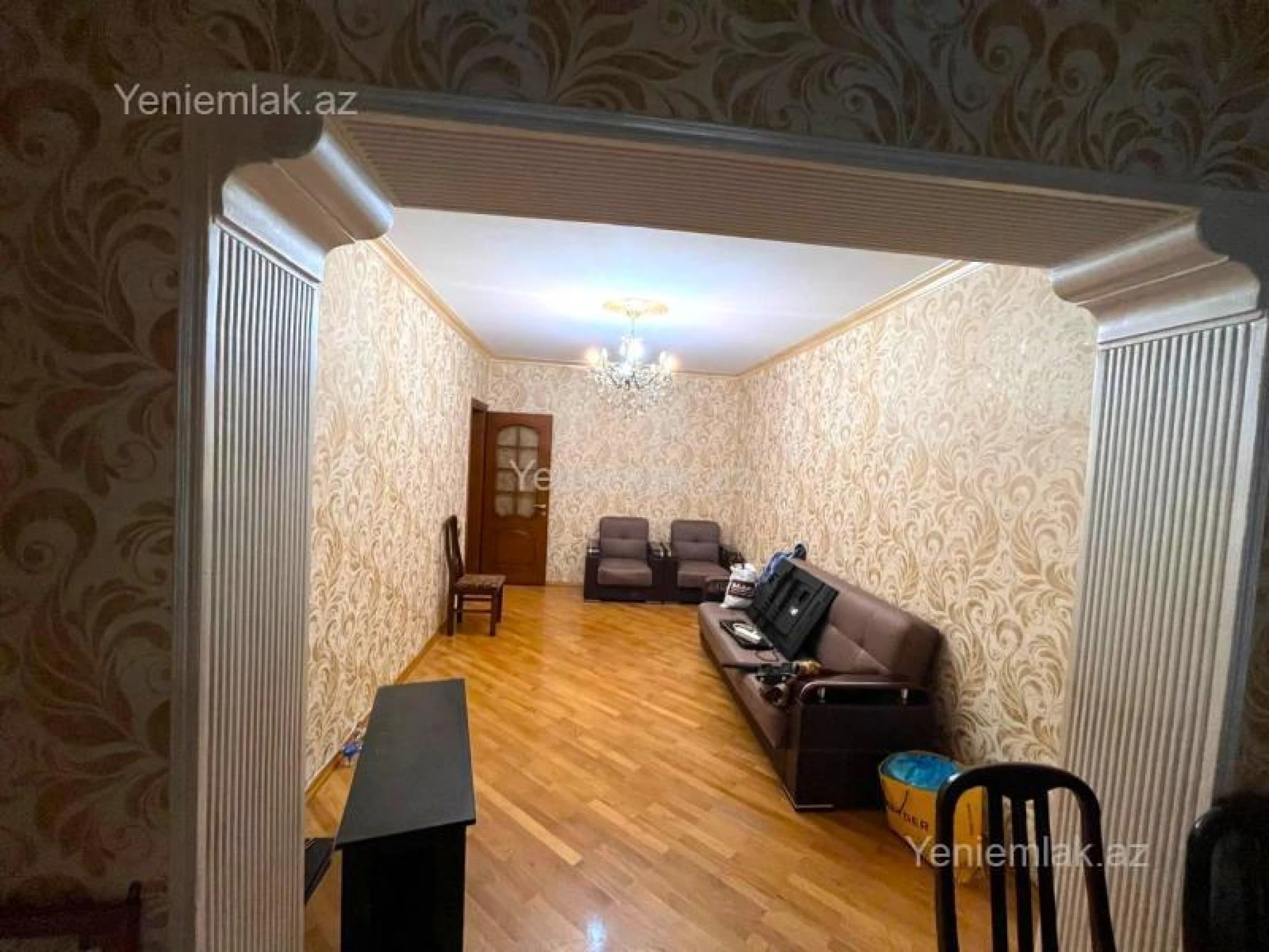 Satılır 3 otaqlı köhnə tikili 100 m²