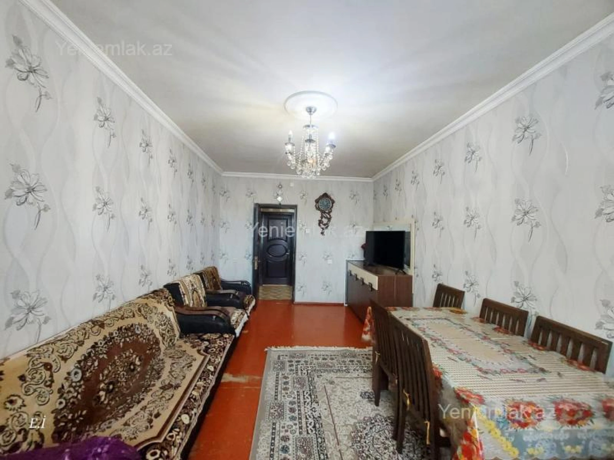 Satılır 5 otaqlı köhnə tikili 90 m²