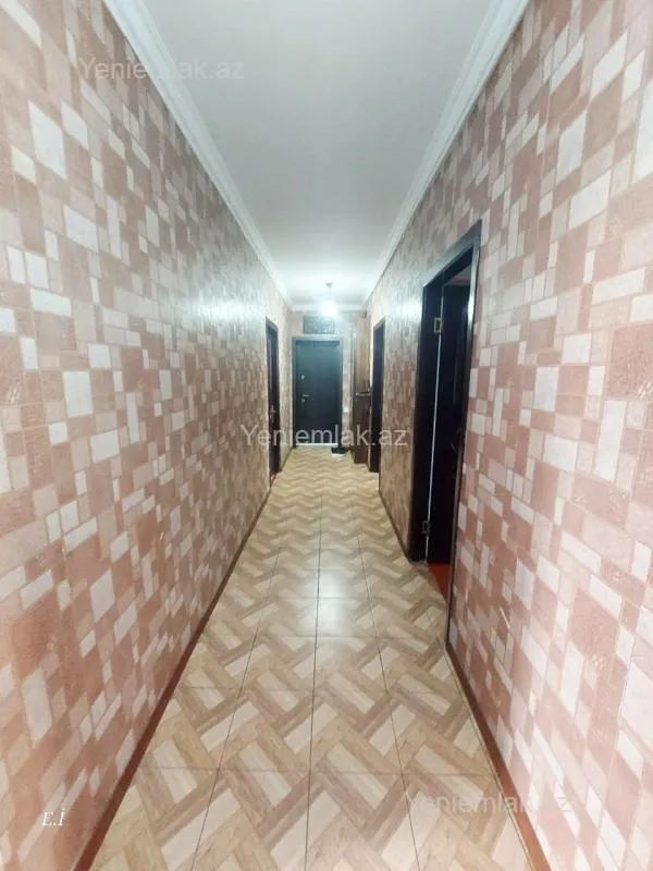 Satılır 5 otaqlı köhnə tikili 90 m²