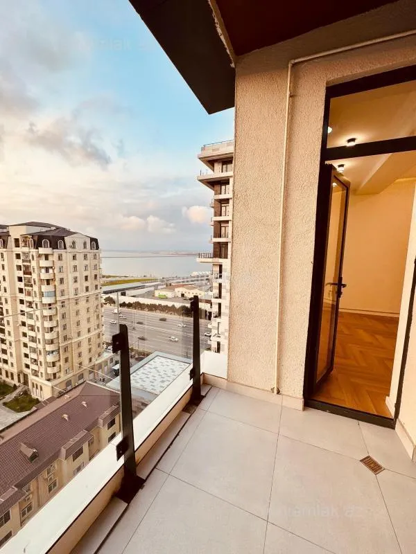 Satılır 2 otaqlı yeni tikili 60 m²