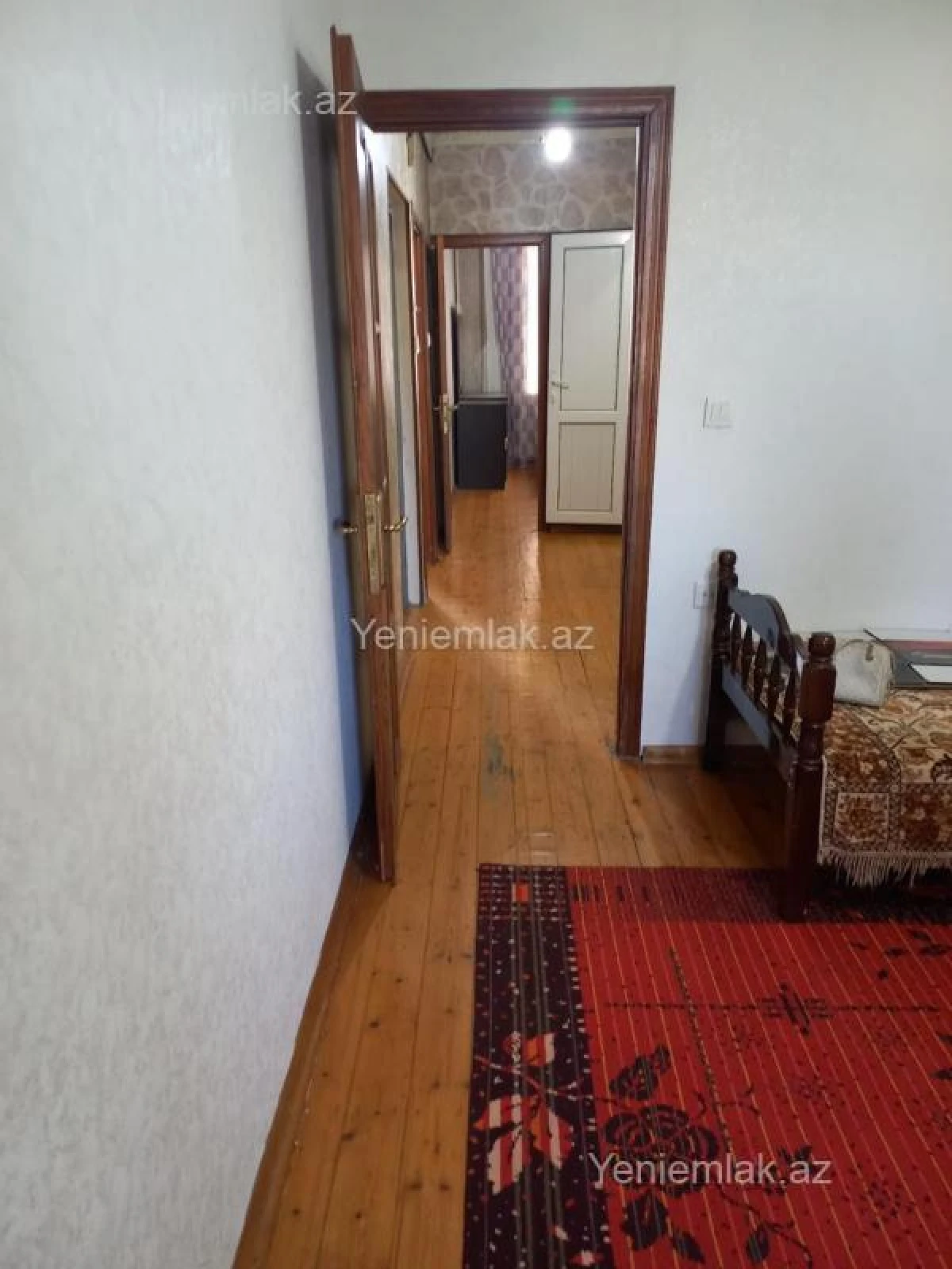 Satılır 3 otaqlı köhnə tikili 60 m²