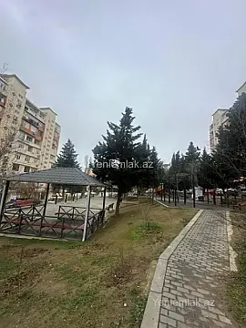 Satılır 2 otaqlı köhnə tikili 44 m²