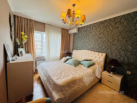 Satılır 3 otaqlı köhnə tikili 90 m²