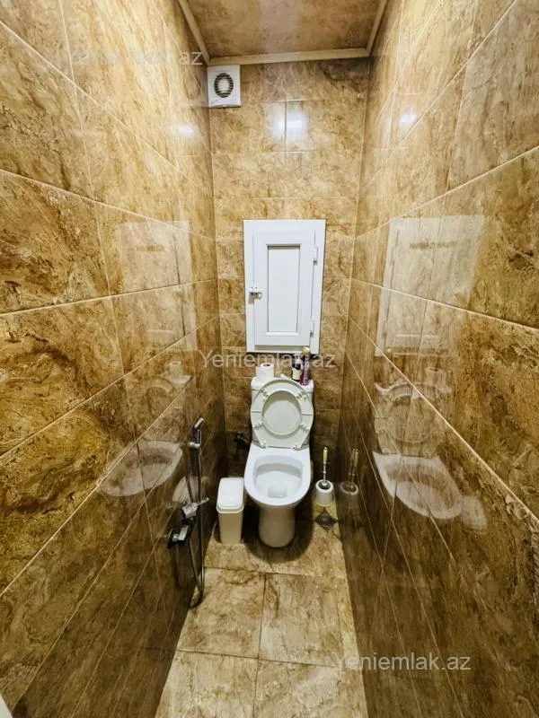 Satılır 3 otaqlı köhnə tikili 90 m²