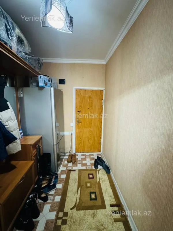 Satılır 3 otaqlı köhnə tikili 90 m²