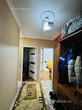 Satılır 3 otaqlı köhnə tikili 90 m²