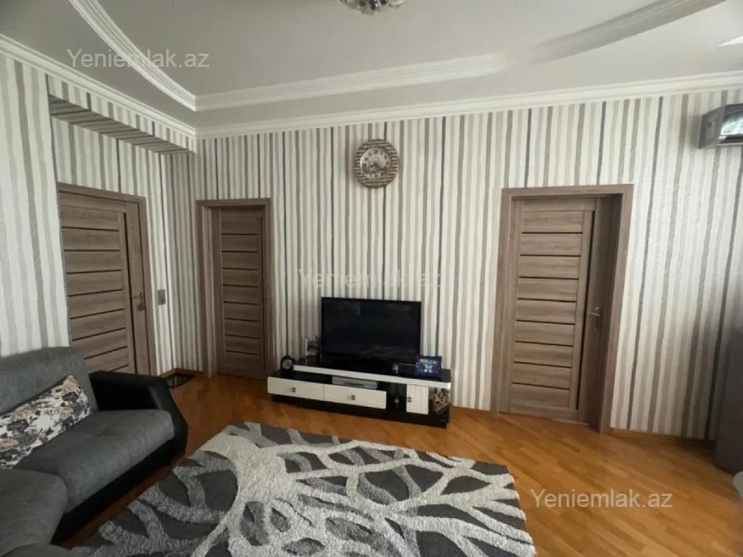 Satılır 3 otaqlı yeni tikili 75 m²