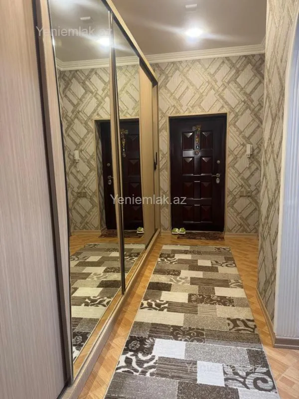 Satılır 3 otaqlı yeni tikili 75 m²