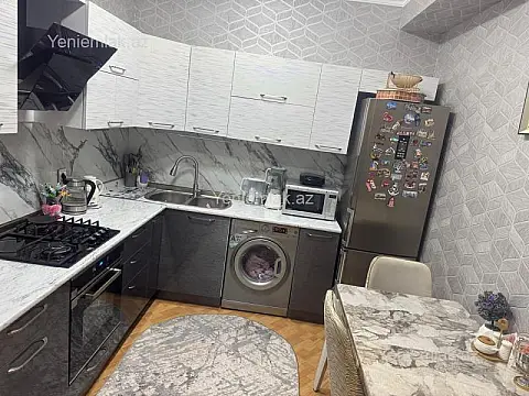 Satılır 3 otaqlı yeni tikili 75 m²