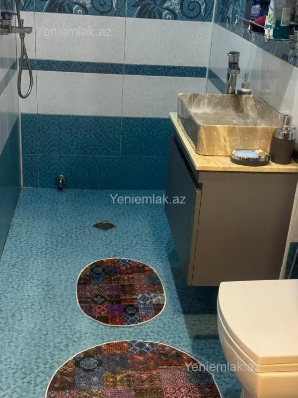 Satılır 3 otaqlı yeni tikili 75 m²