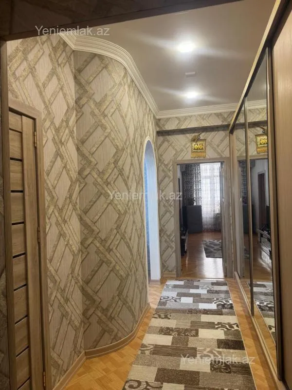 Satılır 3 otaqlı yeni tikili 75 m²