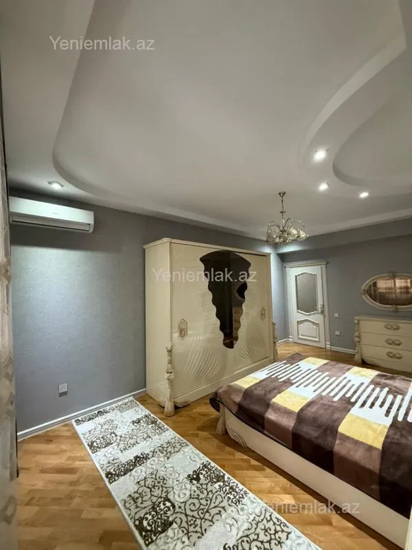 Satılır 3 otaqlı yeni tikili 140 m²