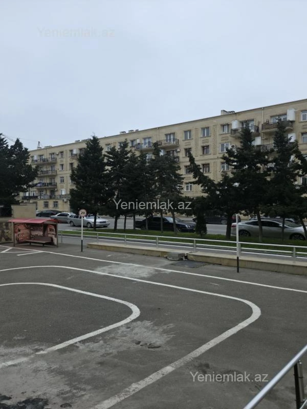 Satılır 3 otaqlı köhnə tikili 76 m²