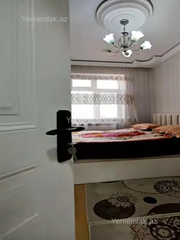 Satılır 3 otaqlı köhnə tikili 76 m²