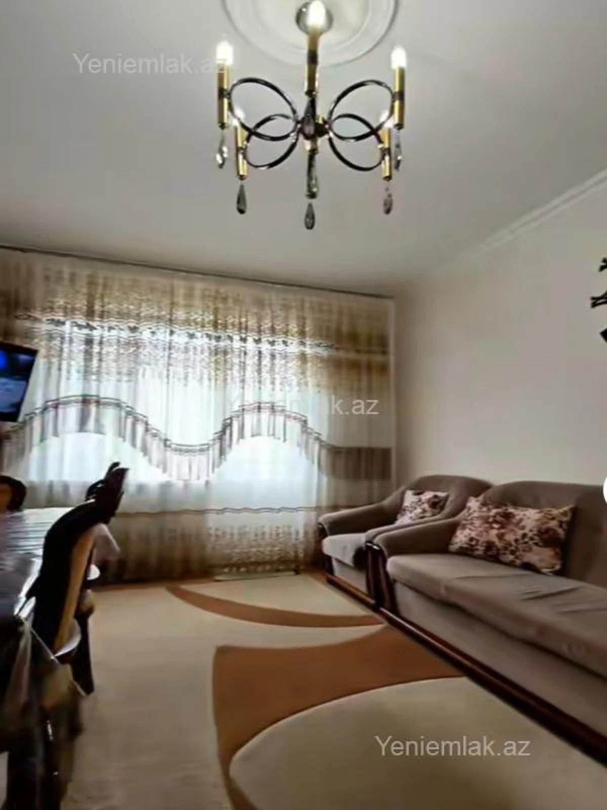 Satılır 3 otaqlı köhnə tikili 76 m²