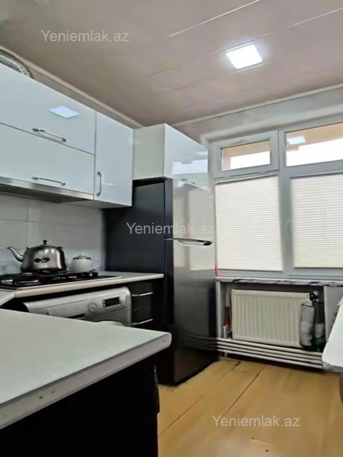 Satılır 3 otaqlı köhnə tikili 76 m²