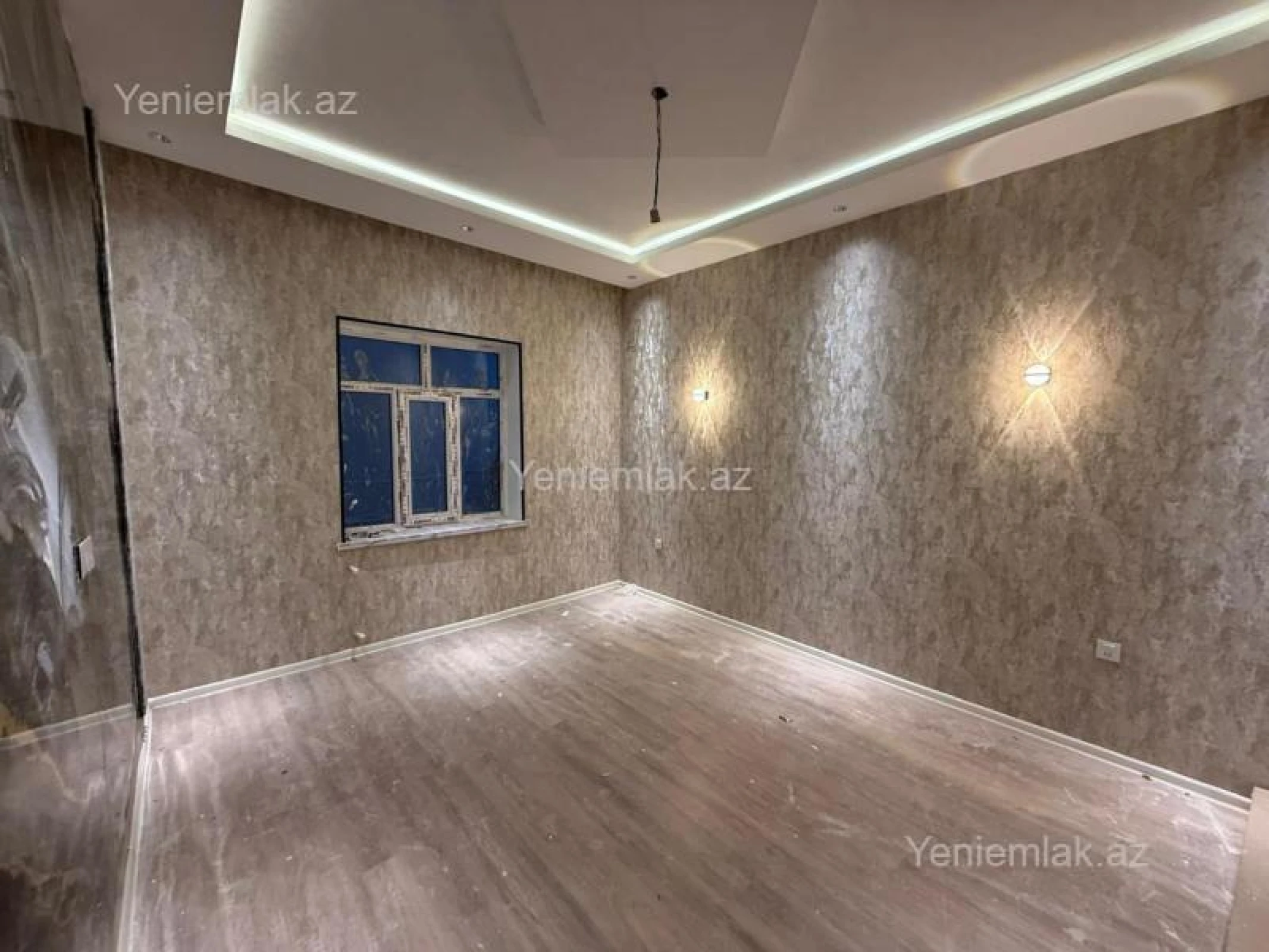 Satılır 4 otaqlı həyət evi 100 m²