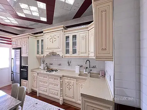 Satılır 4 otaqlı yeni tikili 170 m²