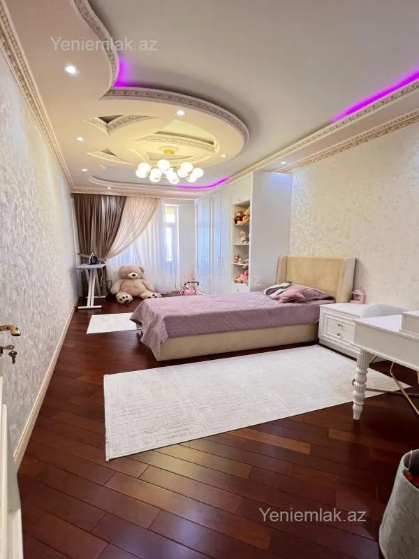 Satılır 4 otaqlı yeni tikili 170 m²
