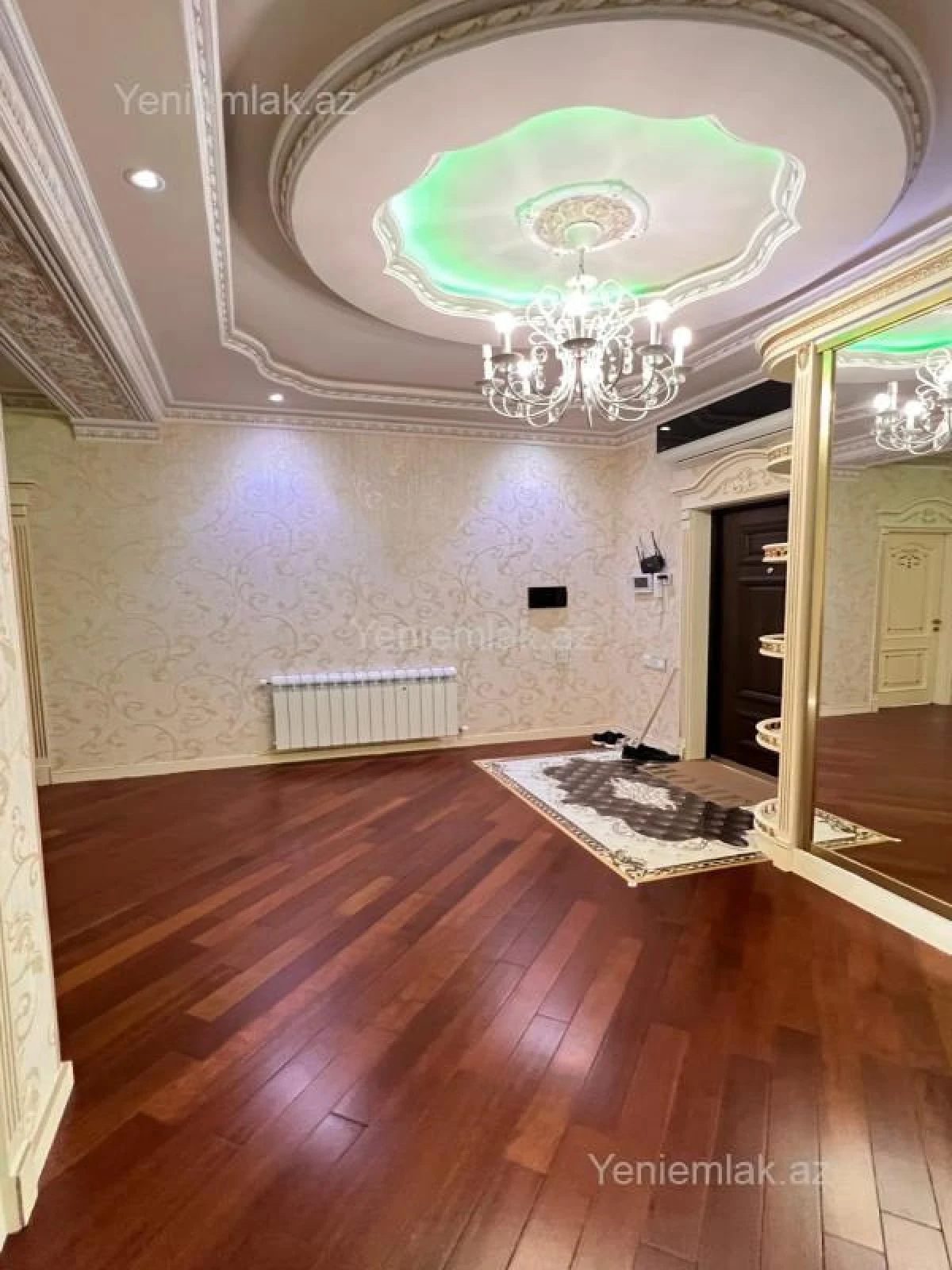 Satılır 4 otaqlı yeni tikili 170 m²