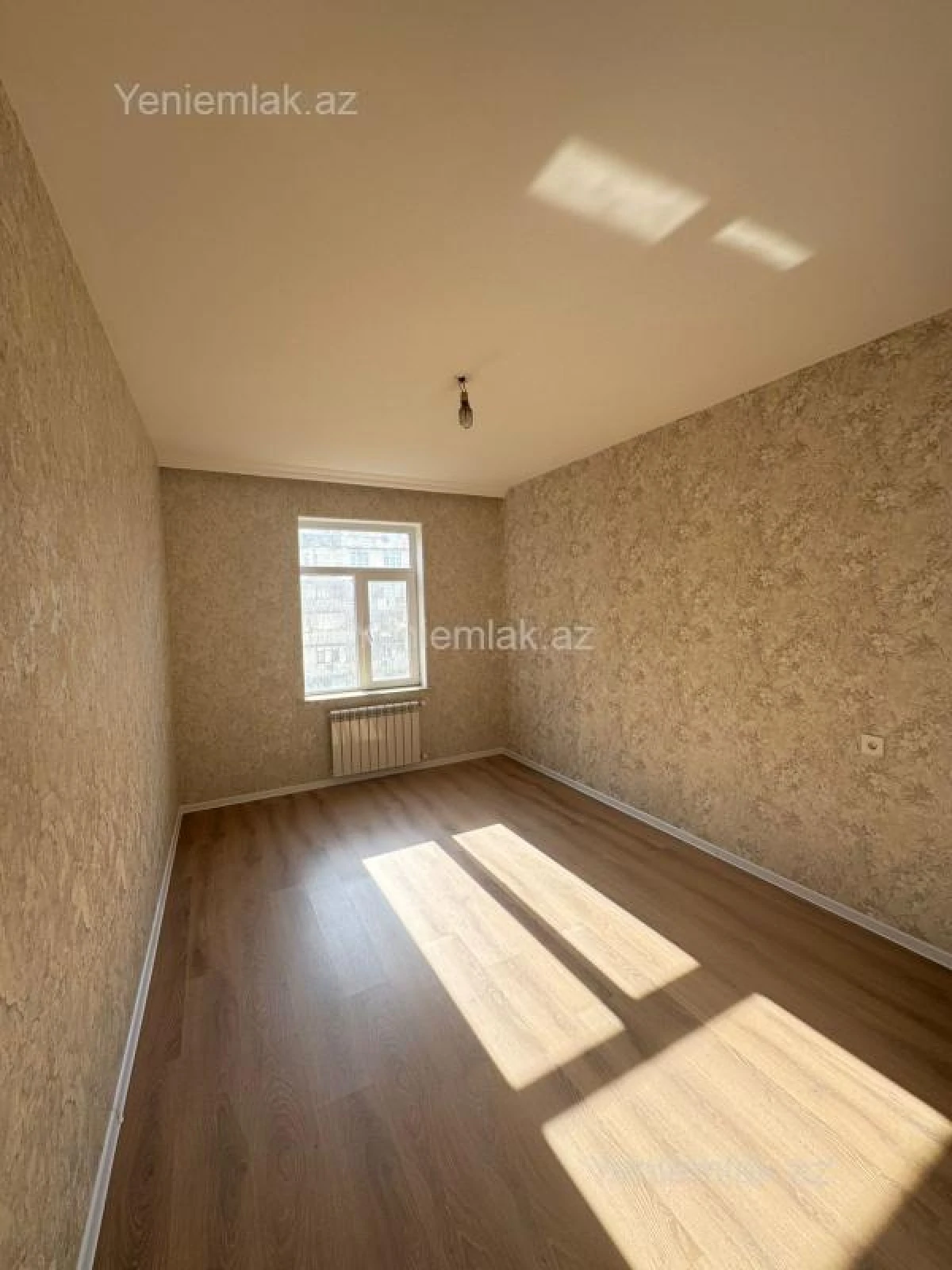 Satılır 3 otaqlı yeni tikili 77 m²