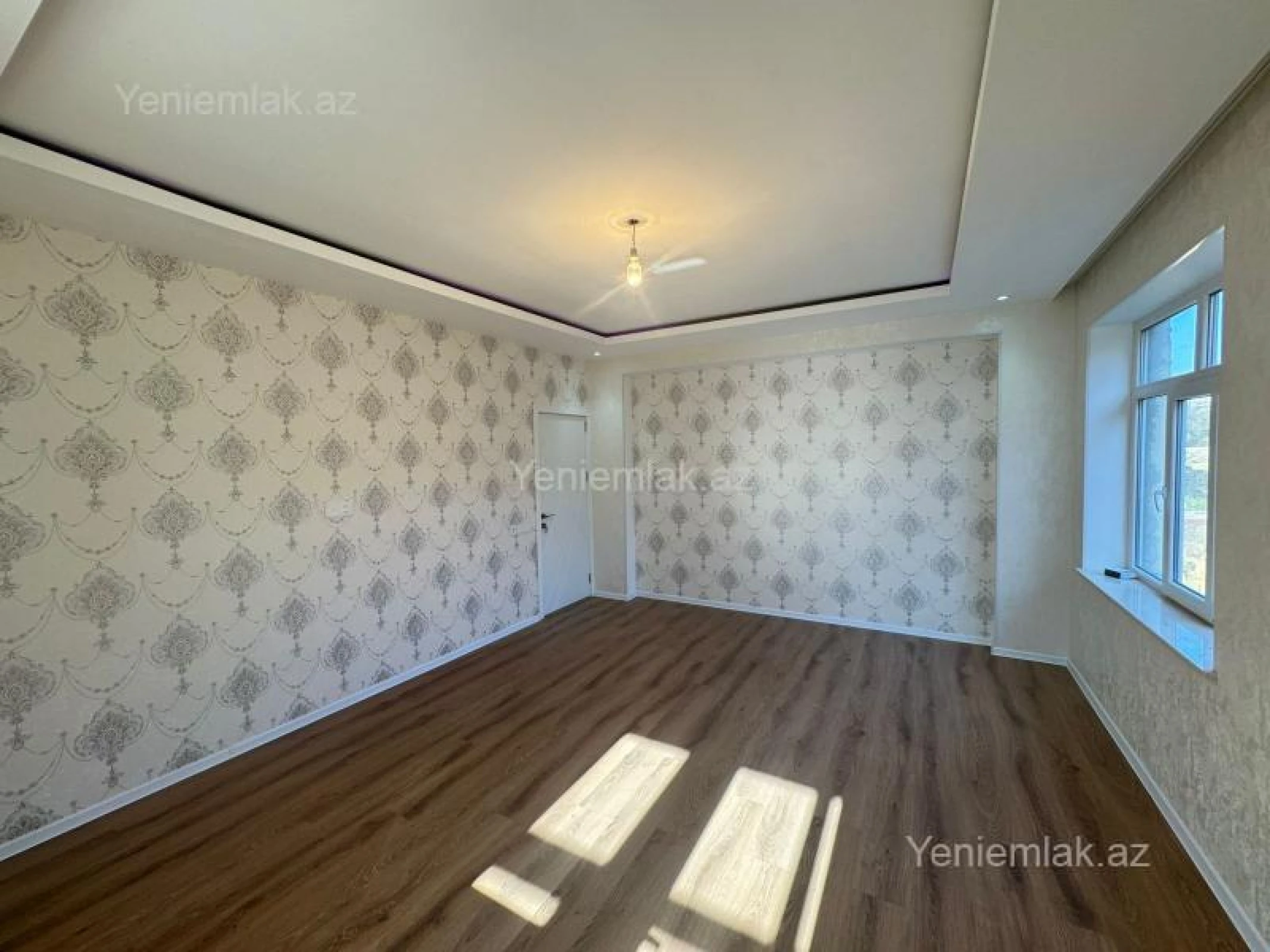 Satılır 3 otaqlı yeni tikili 77 m²