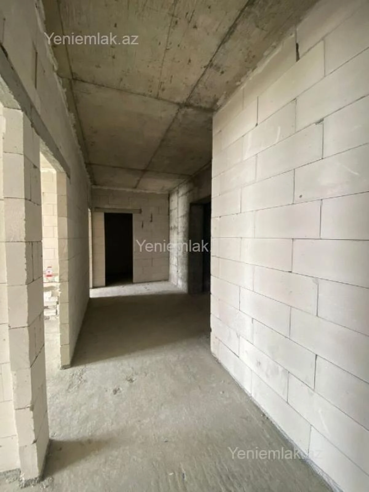 Satılır 3 otaqlı yeni tikili 98 m²