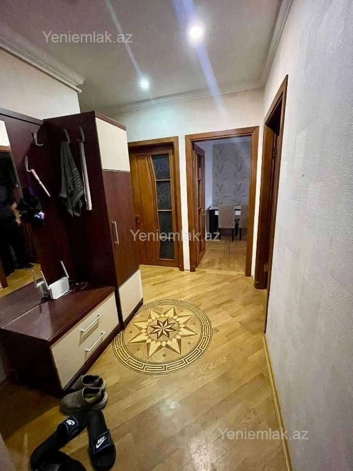 Satılır 3 otaqlı köhnə tikili 80 m²